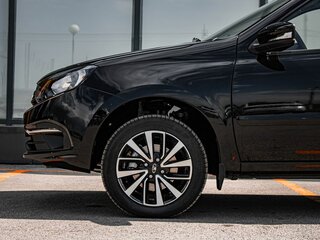 2026 Lada (ВАЗ) Granta I Рестайлинг, чёрный, 1324000 рублей, вид 3