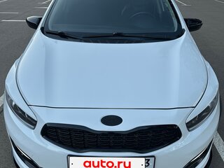 2018 Kia Ceed II Рестайлинг, белый, 1610000 рублей, вид 4