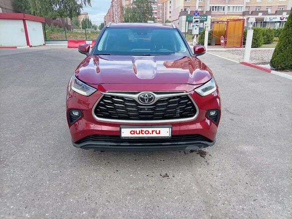 2021 Toyota Highlander IV (XU70), красный - вид 1