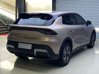 2026 Changan Qiyuan Q05 40.3 kWh II, бежевый, 1755325 рублей, вид 4