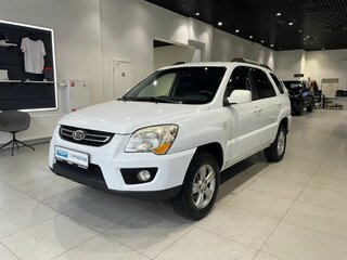 2010 Kia Sportage II Рестайлинг, белый, 650000 рублей, вид 1