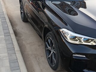 2019 BMW X5 30d IV (G05/G18), чёрный, 6300000 рублей, вид 1