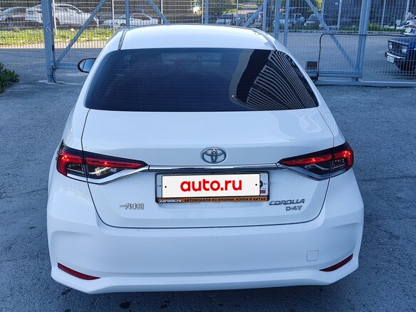 2022 Toyota Corolla XII (E210), белый, 1890000 рублей - вид 11