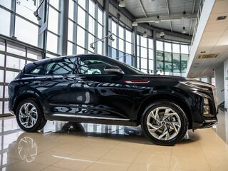 2025 Hongqi HS3, чёрный, 3269000 рублей, вид 5