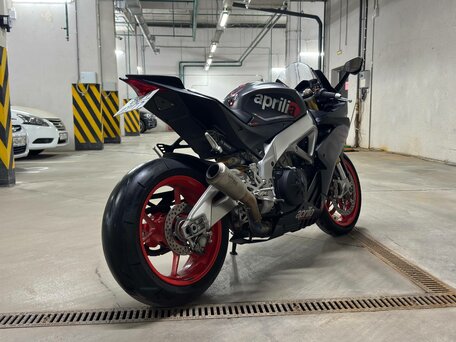 2020 Aprilia RSV4, чёрный, 1350000 рублей, вид 2