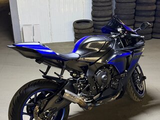 2024 Yamaha YZF-R1, синий, 2170000 рублей, вид 3