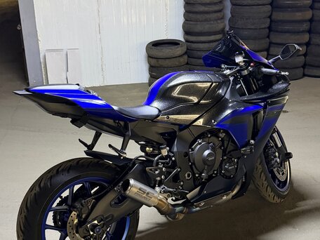 2024 Yamaha YZF-R1, синий, 2170000 рублей, вид 3