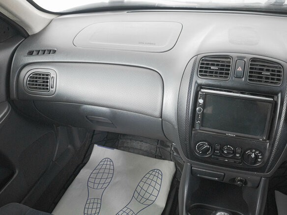 1999 Mazda Familia VIII (BJ), чёрный - вид 11