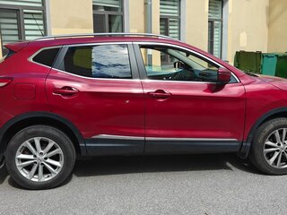 2014 Nissan Qashqai II, красный, 1430000 рублей, вид 4