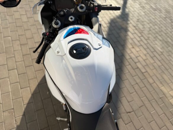2025 BMW S 1000 RR, белый, 3200000 рублей - вид 10