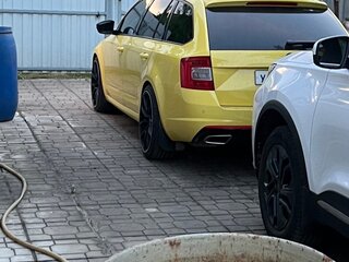 2014 Skoda Octavia RS III, жёлтый, 2100000 рублей, вид 3