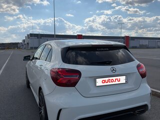 2016 Mercedes-Benz A-Класс 180 III (W176) Рестайлинг, белый, 1600000 рублей, вид 5