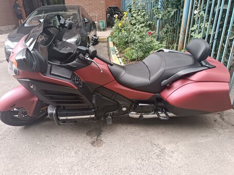 2013 Honda GL 1800 Gold Wing, красный, 1200000 рублей, вид 3