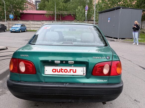 1999 Toyota Corolla VIII (E110), зелёный, 220000 рублей - вид 6