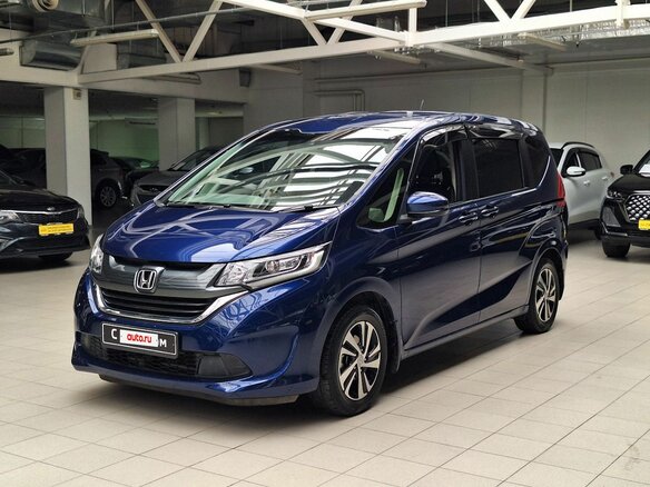 2017 Honda Freed II, синий, 1750000 рублей - вид 2