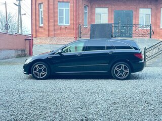 2007 Mercedes-Benz R-Класс 500 Long I Рестайлинг, чёрный, 1200000 рублей, вид 5