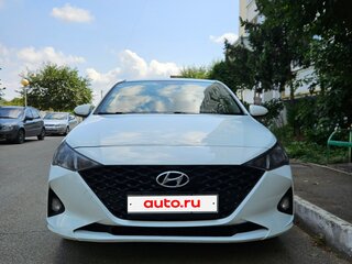 2020 Hyundai Solaris II Рестайлинг, жёлтый, 815000 рублей, вид 3