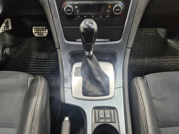 2010 Ford Mondeo IV Рестайлинг, серебристый, 705000 рублей - вид 16
