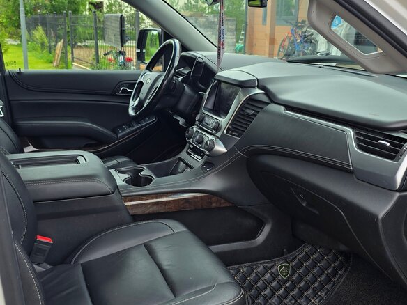 2018 Chevrolet Tahoe IV, белый, 4150000 рублей - вид 9