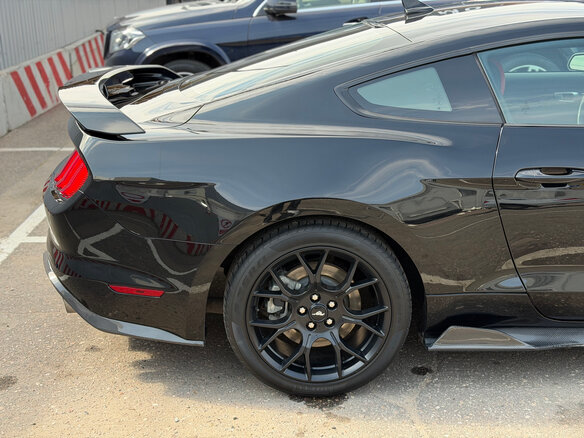 2022 Ford Mustang VI Рестайлинг, чёрный - вид 7