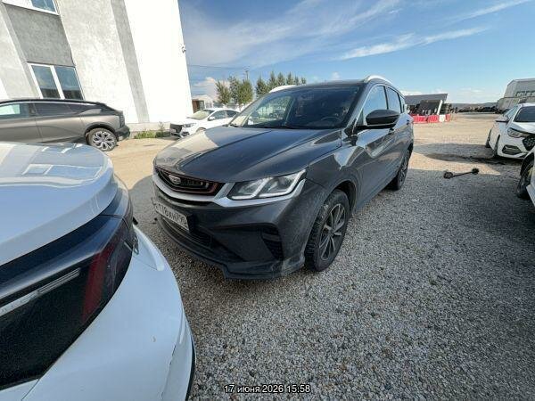Открыть фотографии: Geely Coolray I