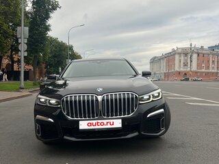 2019 BMW 7 серии 740i VI (G11/G12) Рестайлинг, чёрный, 5100000 рублей, вид 2