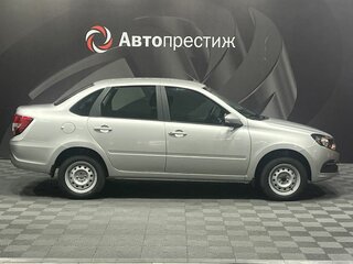 2026 Lada (ВАЗ) Granta I Рестайлинг, серебристый, 1088000 рублей, вид 4