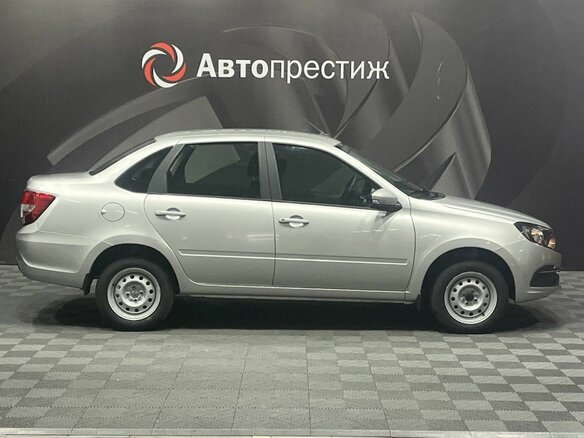 2026 Lada (ВАЗ) Granta I Рестайлинг, серебристый, 1088000 рублей - вид 3