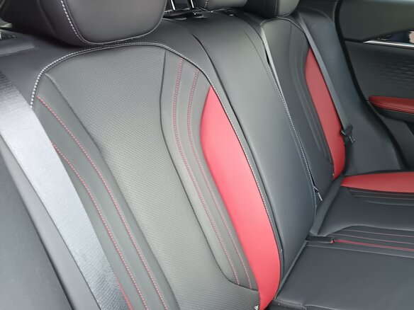 2024 Geely Coolray (Binyue Cool) I Рестайлинг, белый, 2000000 рублей - вид 16
