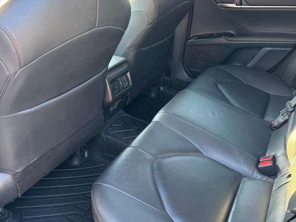 2018 Toyota Camry VIII (XV70), серый, 2450000 рублей - вид 13