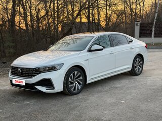 2021 Volkswagen Passat (North America and China) II (China Market) Рестайлинг, белый, 3000000 рублей, вид 1