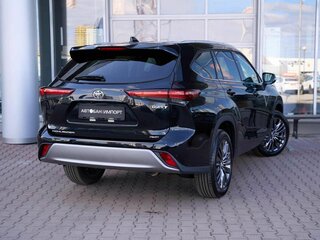 2026 Toyota Highlander IV (XU70), чёрный, 5499900 рублей, вид 3