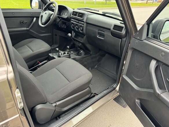 2024 Lada (ВАЗ) Niva Legend I, коричневый, 1600000 рублей - вид 8