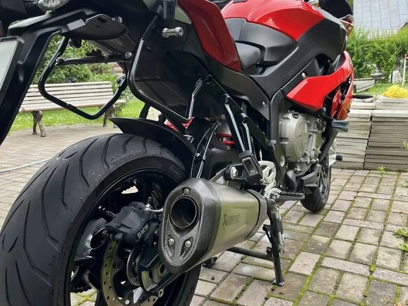 2017 BMW S 1000 XR, красный, 1130000 рублей - вид 3