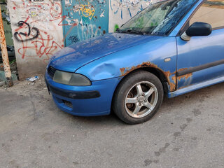 2001 Mitsubishi Carisma I Рестайлинг, синий, 110000 рублей, вид 2