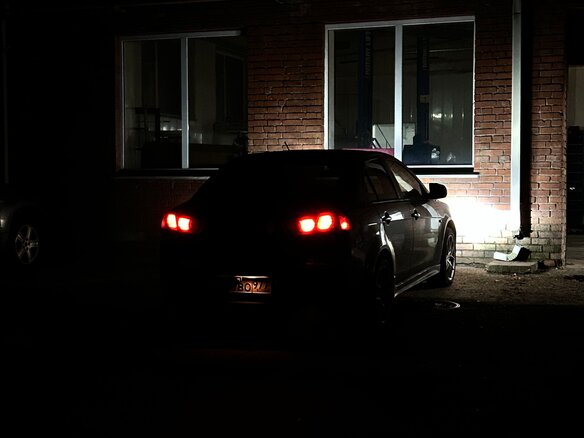 2010 Mitsubishi Lancer X, серый, 833333 рублей - вид 3