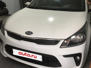 2020 Kia Rio IV, белый, 1300000 рублей, вид 1