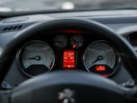 2011 Peugeot 308 I Рестайлинг, коричневый, 403000 рублей, вид 5