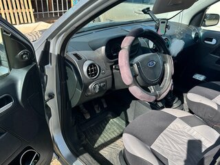 2005 Ford Fusion I, серый, 399000 рублей, вид 4