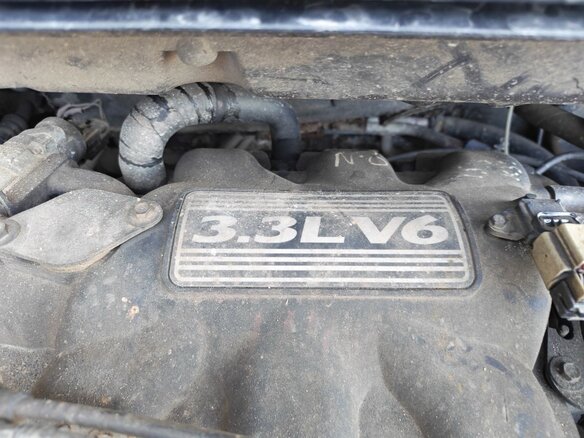 2001 Dodge Caravan Grand IV, серый, 470000 рублей - вид 3