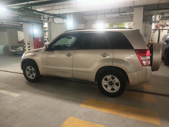 2011 Suzuki Grand Vitara II Рестайлинг, бежевый - вид 2
