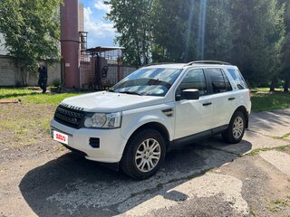2011 Land Rover Freelander II Рестайлинг, белый, 1500000 рублей, вид 1