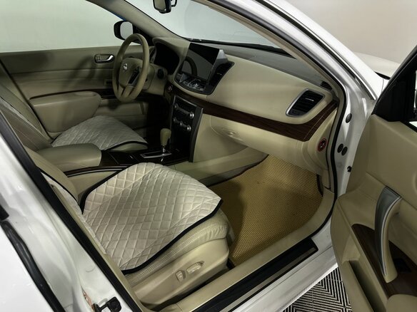 2011 Nissan Teana II (J32) Рестайлинг, белый, 750000 рублей - вид 13