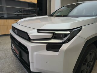 2025 Toyota RAV4 V (XA50), белый, 4190000 рублей, вид 4