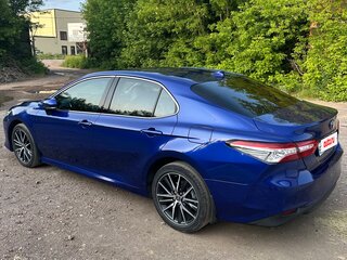 2021 Toyota Camry VIII (XV70) Рестайлинг, синий, 3300000 рублей, вид 5