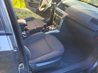 2009 Opel Astra H Рестайлинг, серый, 360000 рублей, вид 4