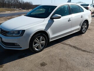 2015 Volkswagen Jetta VI Рестайлинг, белый, 1980000 рублей, вид 1