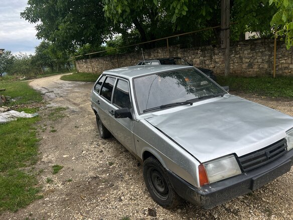 2006 Lada (ВАЗ) 2109, серебристый