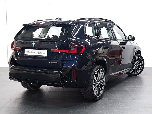 2026 BMW X1 Long 25Li xDrive III (U11/U12), чёрный, 6100000 рублей - вид 5