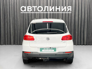 2011 Volkswagen Tiguan I Рестайлинг, белый, 1190000 рублей, вид 4